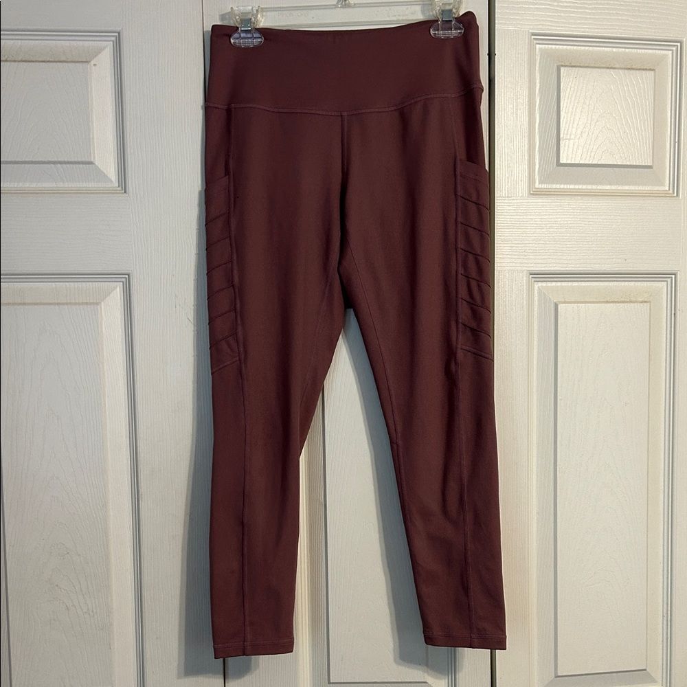 Z by ZELLA Mauve High-Waisted Leggings Athletic Athleisure Workout Medium Pocket